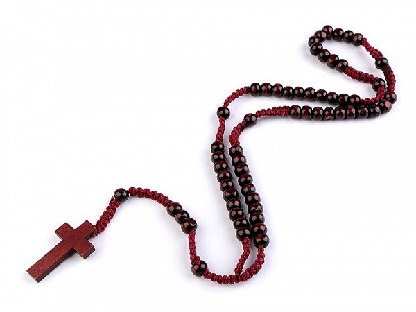 Rosaries and pendants with a religious theme 