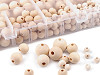 Ensemble de perles en bois dans une boîte