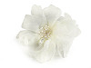 Broche Fleur avec perles, Ø 10 cm, dans une boîte
