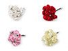 Rosa artificial pequeña de papel sobre alambre