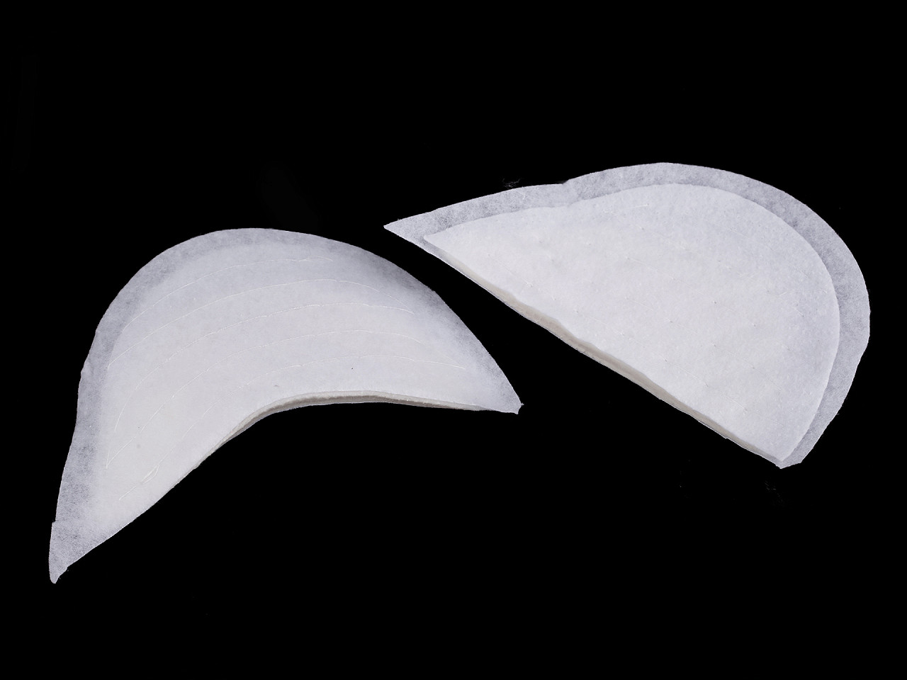 Vycpávky ramenní prošité kabátové tloušťka 20 mm, střední, 3 (24x13,5 cm) bílá