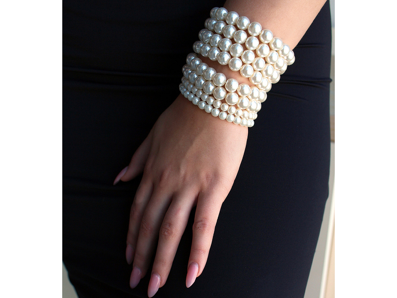 Perlový náramek, malé, 9 růžová sv.