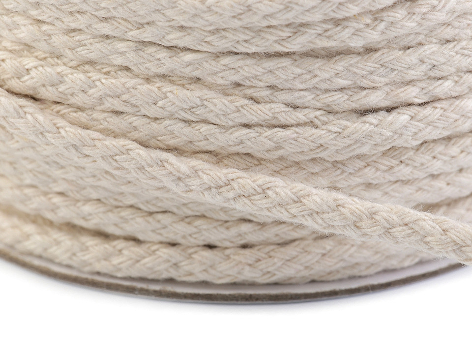 Odevná šnúra / bavlnená priadza / knot šírka  4 mm splietaná plochá