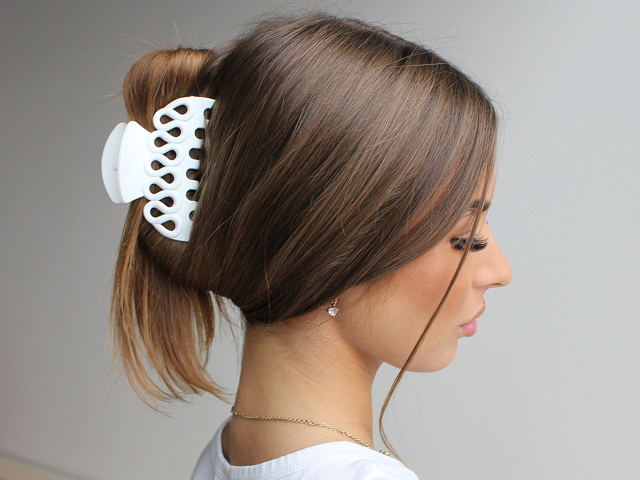 Skřipec do vlasů, malé, 22 béžová tmavá