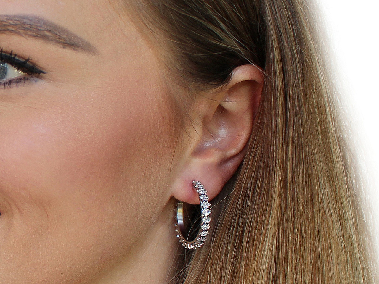 Náušnice kruhy z nerezové oceli s broušenými kamínky, střední, crystal