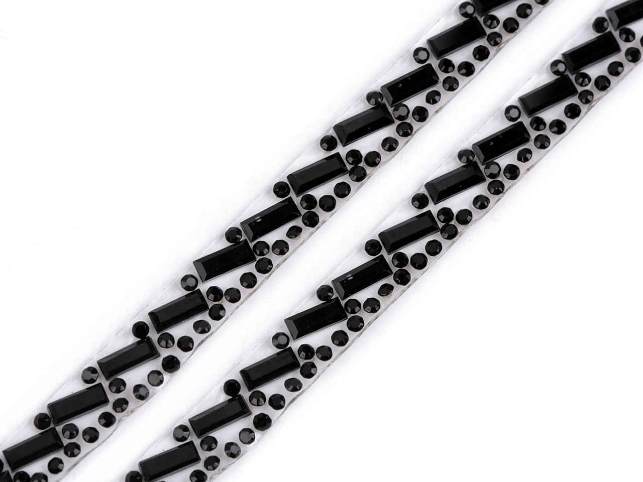 Prámik so sklenenými brúsenými kamienkami šírka 8 mm nažehľovací