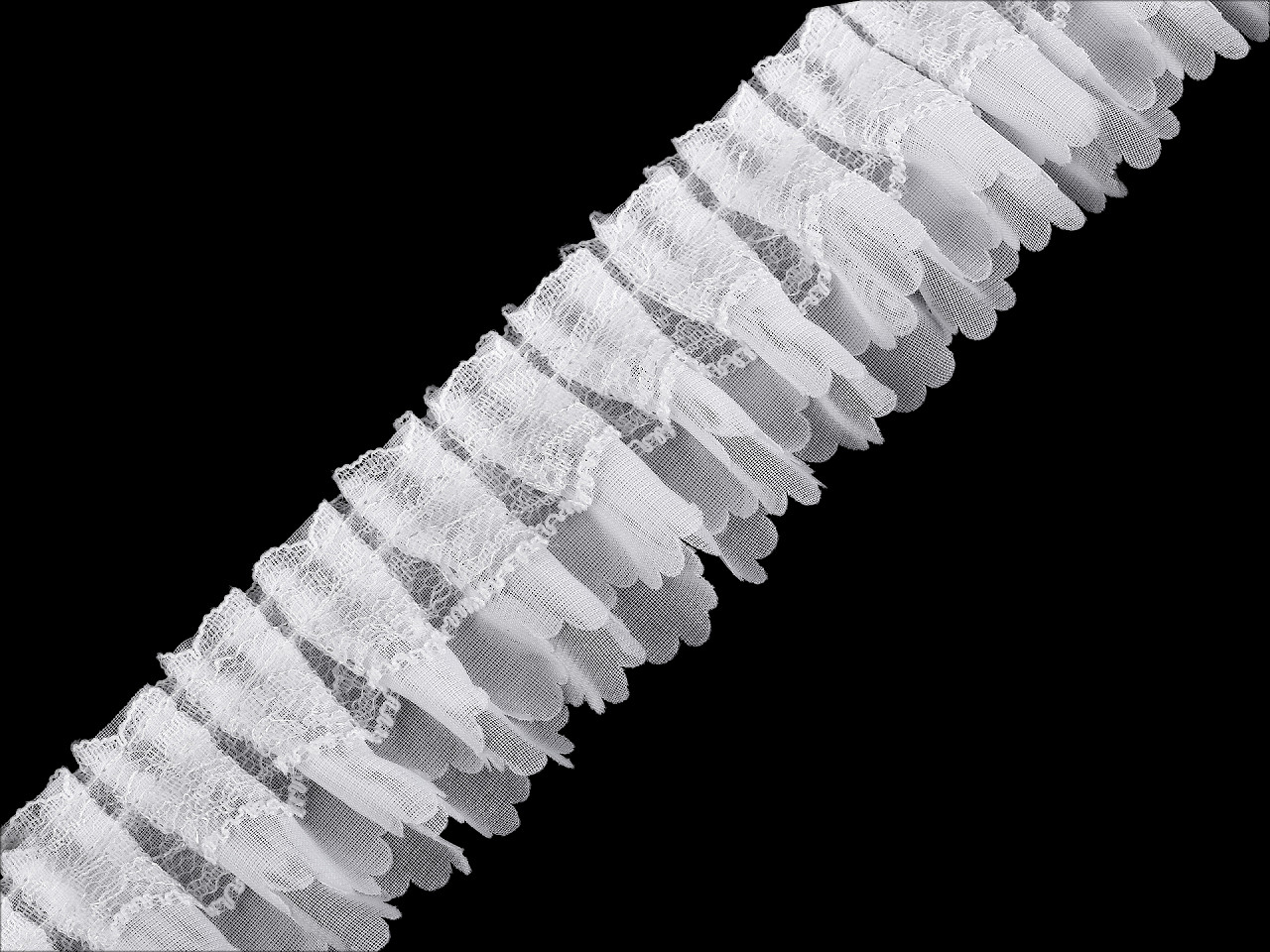 Volánek třívrstvý šíře 50 mm, střední, 1 bílá sněhová