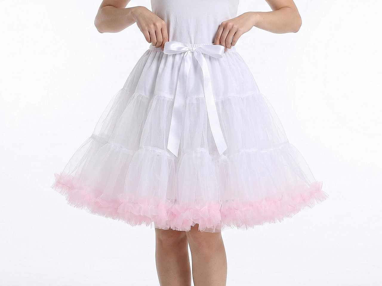 Spodnička s volánkem pod šaty / sukně, střední, 3 černá