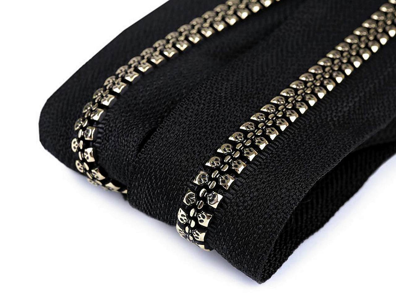 Zips kostený No 8 lebka metráž