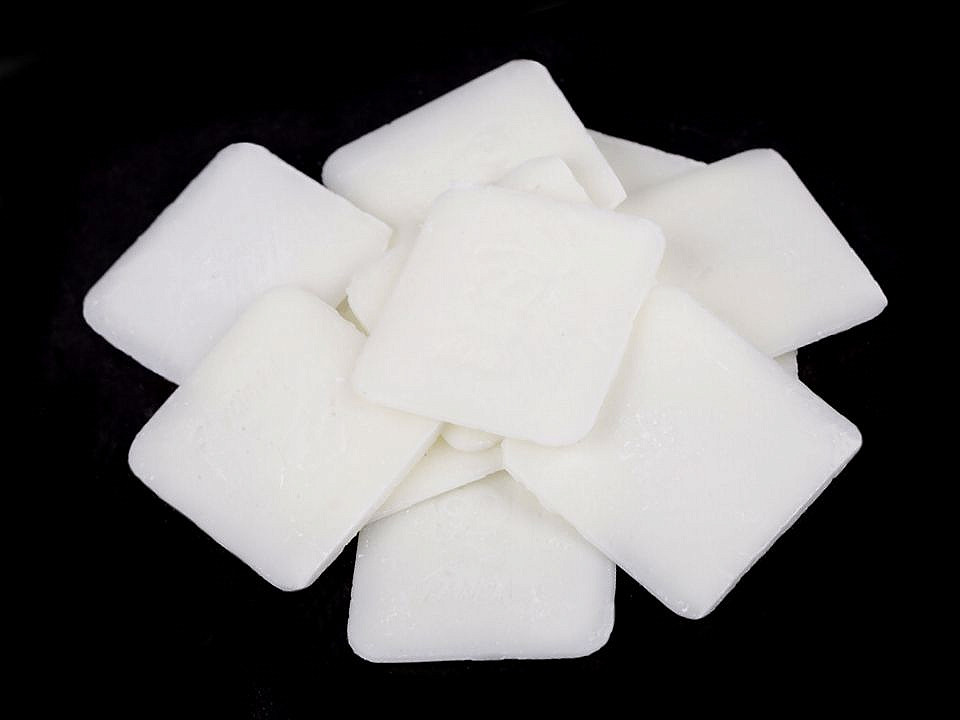 Krejčovská křída sublimační, střední, bílá