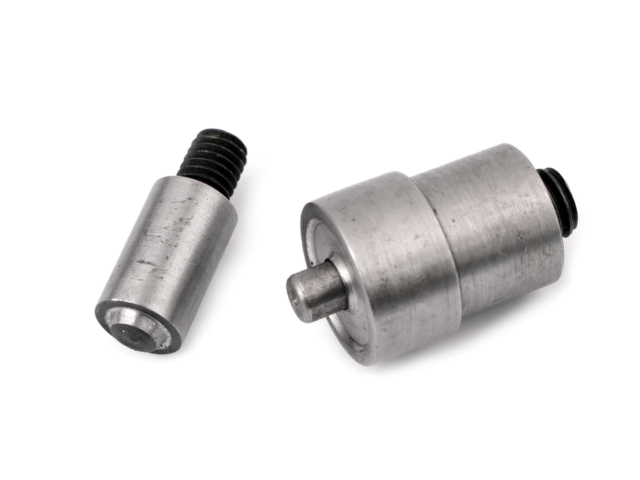 Piston na nitovanie štvorcových priechodiek vnútorný Ø7 mm