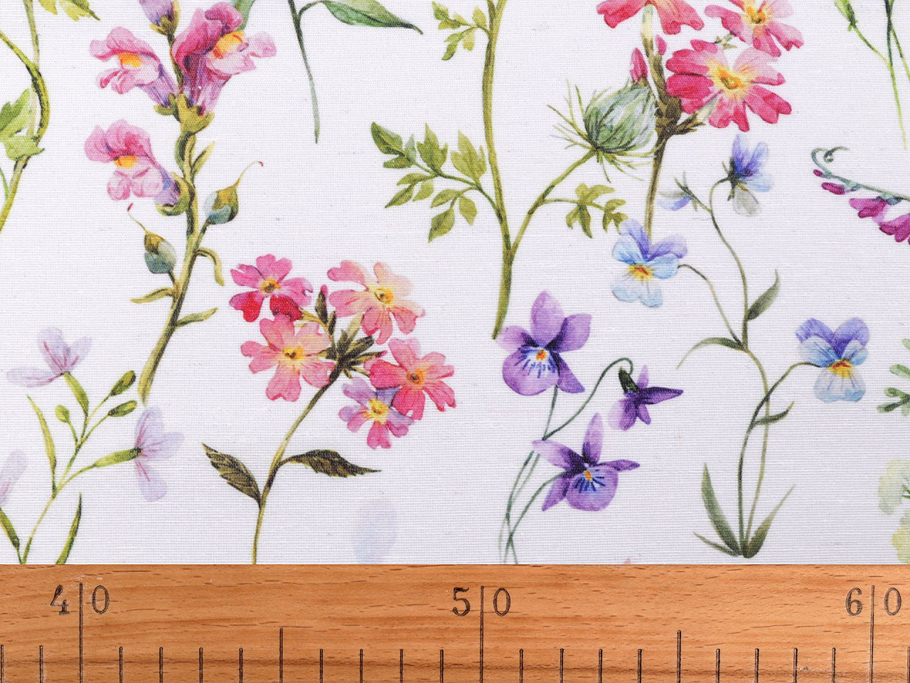 Dekorační látka Loneta PES luční kvítí, střední, (72) bílá