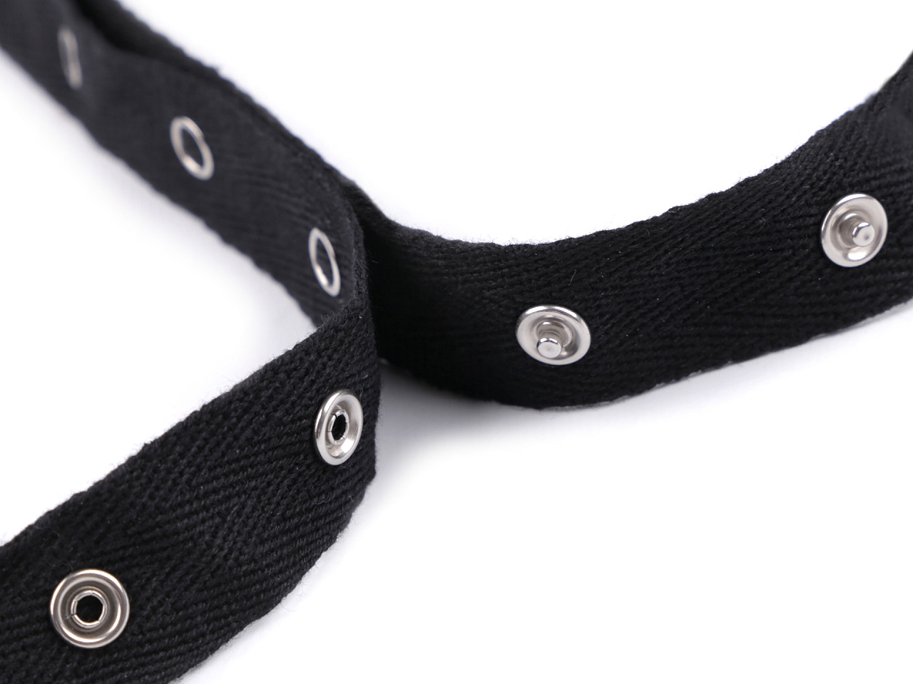 Zapínání na body šíře 20 mm bavlněné, střední, tělová