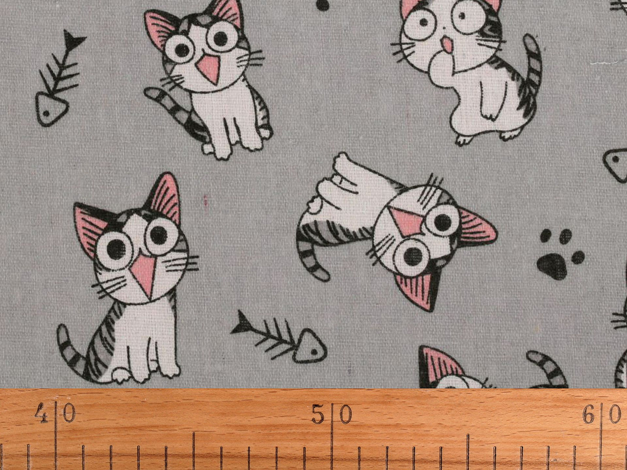 Bavlněná metráž / imitace lnu hrubší, kočka, střední, šedá světlá