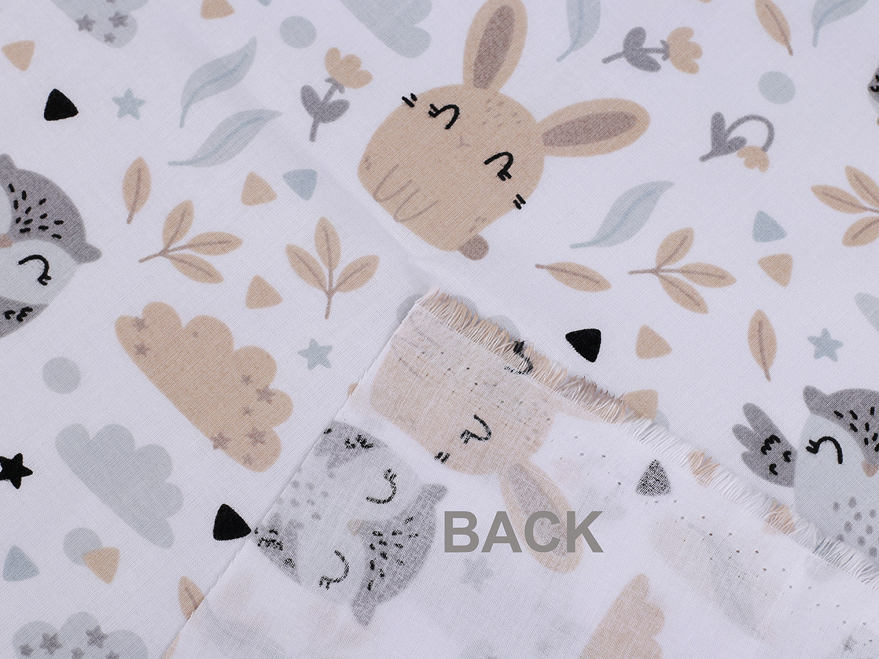 Bavlněná látka / plátno lesní zvířátka, střední, (22314-1) bílá