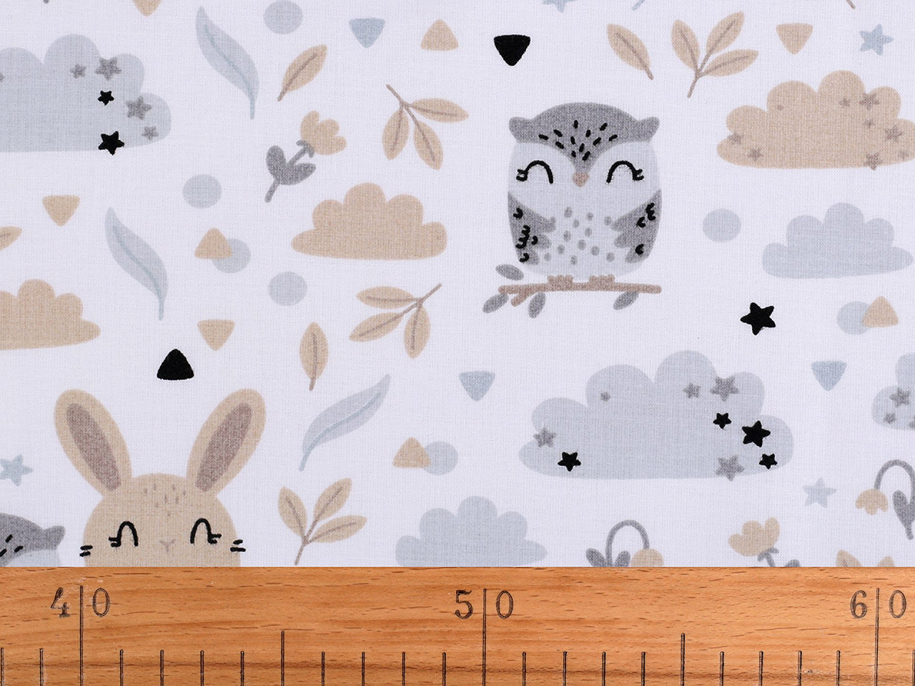 Bavlněná látka / plátno lesní zvířátka, střední, (22314-1) bílá