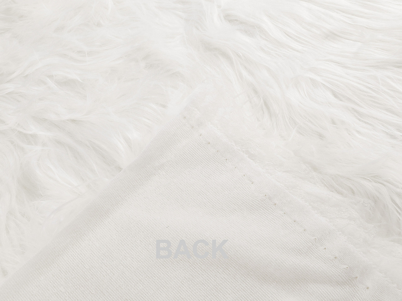 Kožešina s extra dlouhým chlupem, střední, 1 bílá