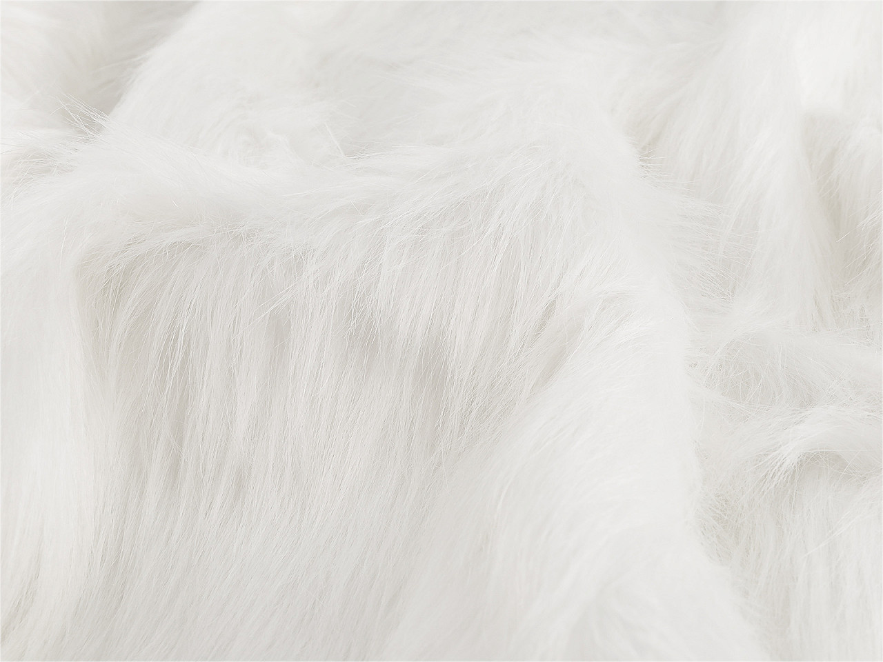 Kožešina s dlouhým chlupem, střední, 1 bílá