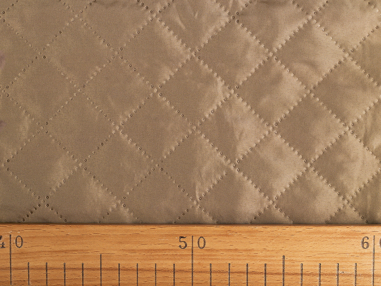 Zateplená podšívka / prošev, střední, 4 růžová sv.