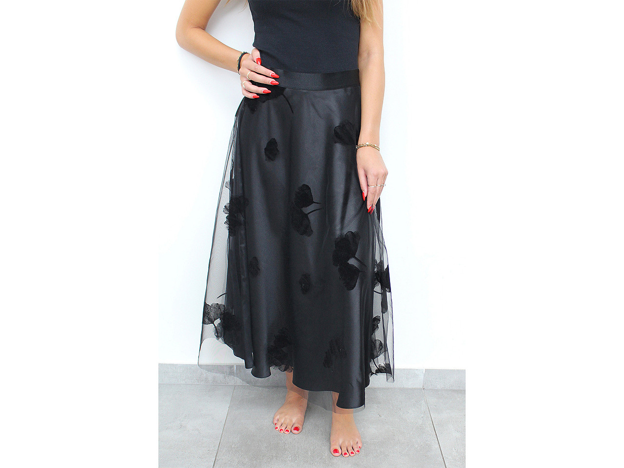 Tyl s listy ginkgo, střední, černá