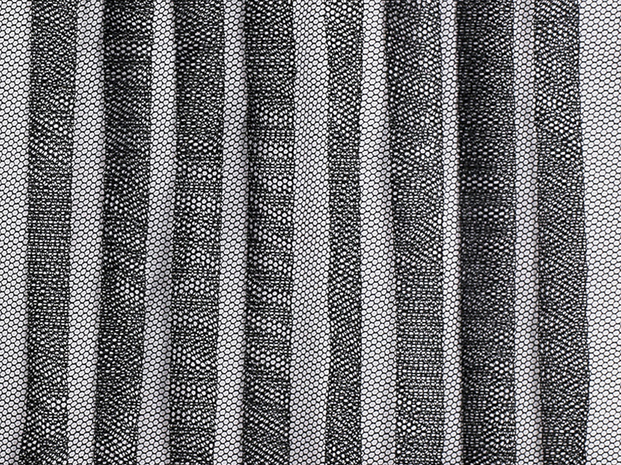 Tyl plisovaný, střední, černá