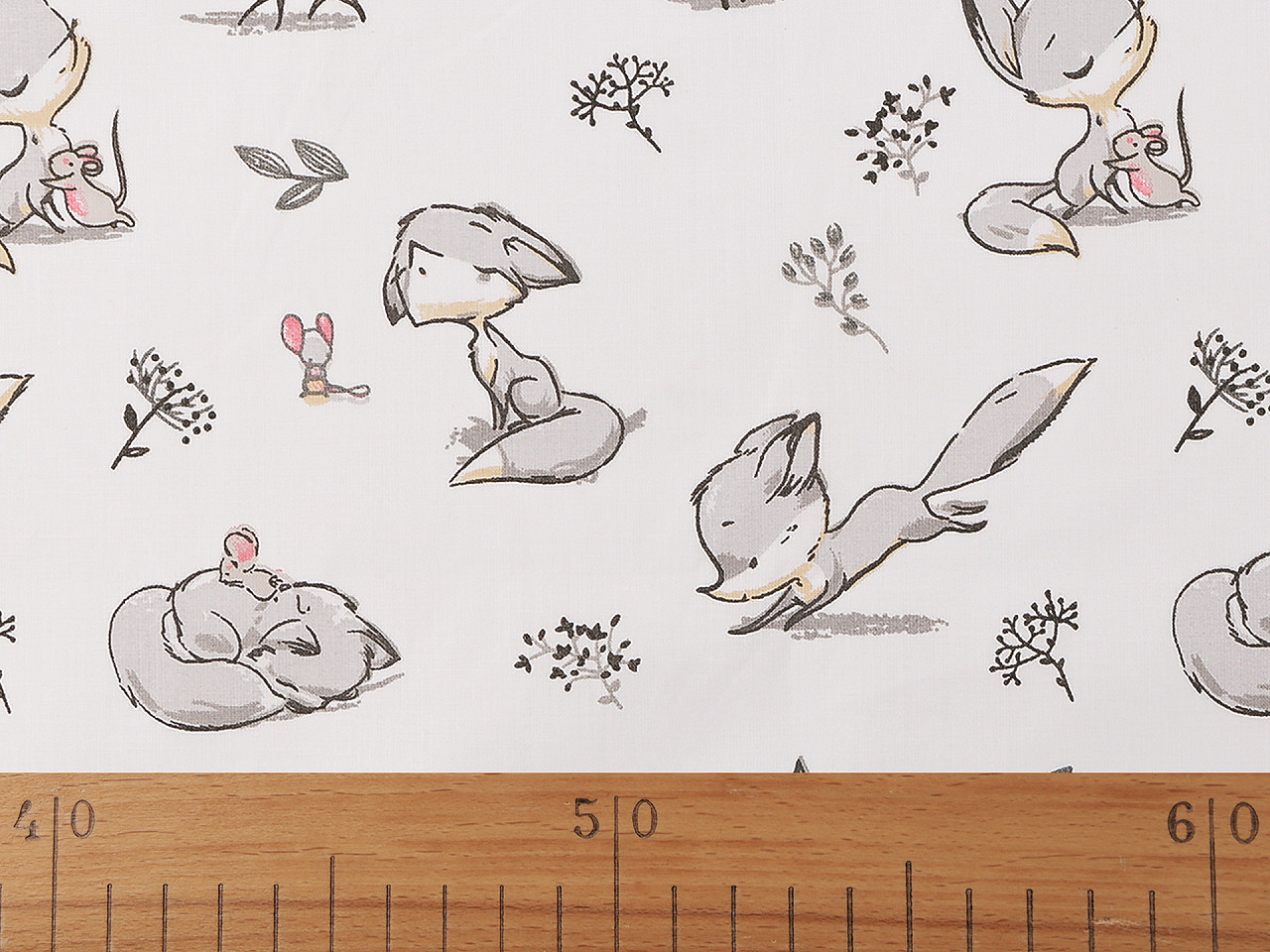 Bavlněná látka / plátno liška, střední, bílá