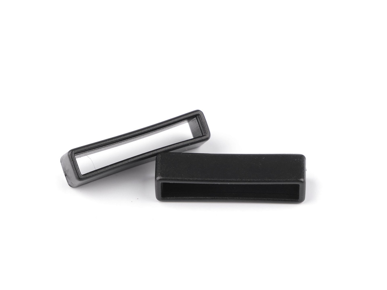 Plastový prievlak šírka 32 mm, 38 mm