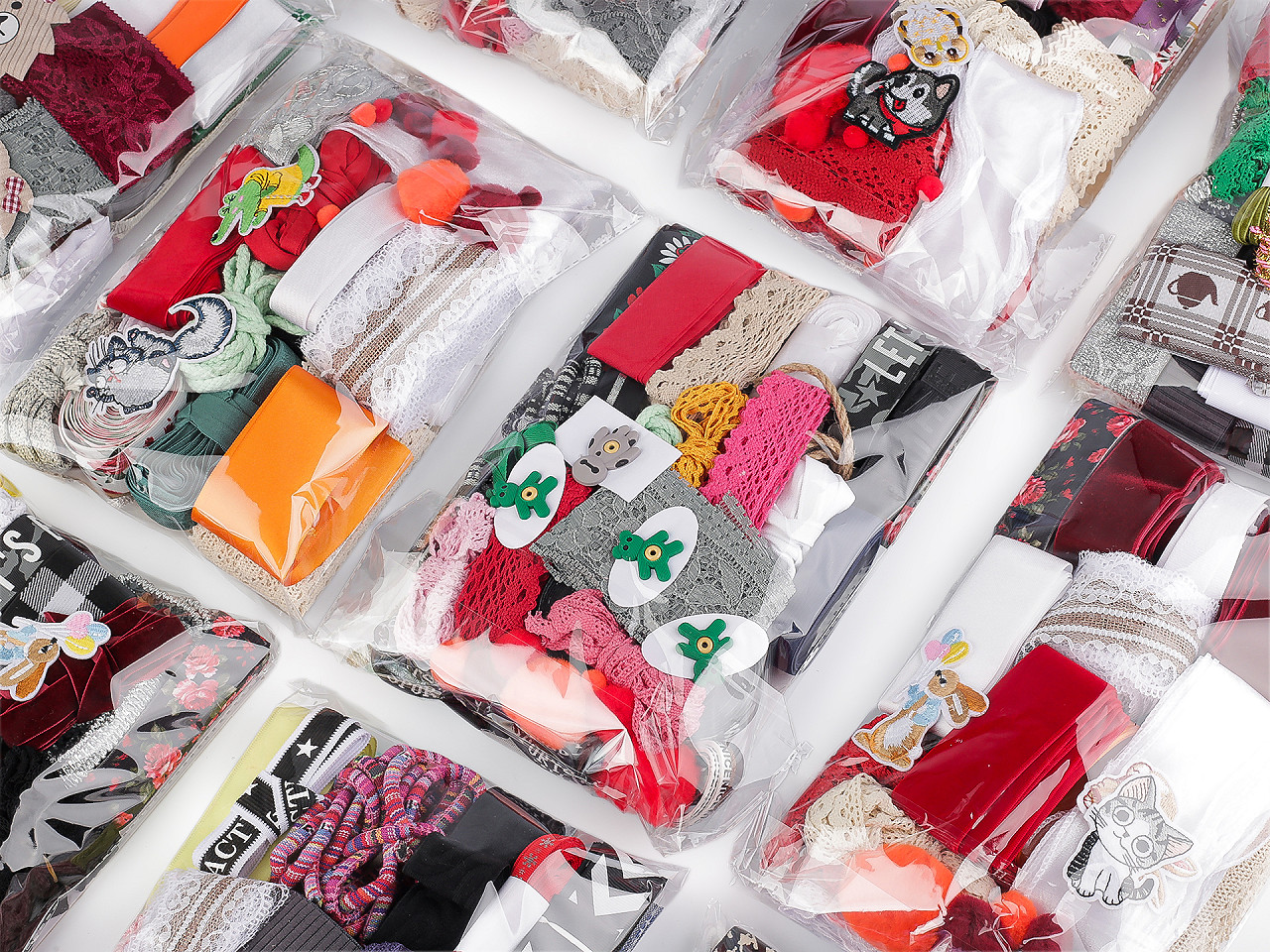 Mix materiálov na šitie a tvorenie 500 g