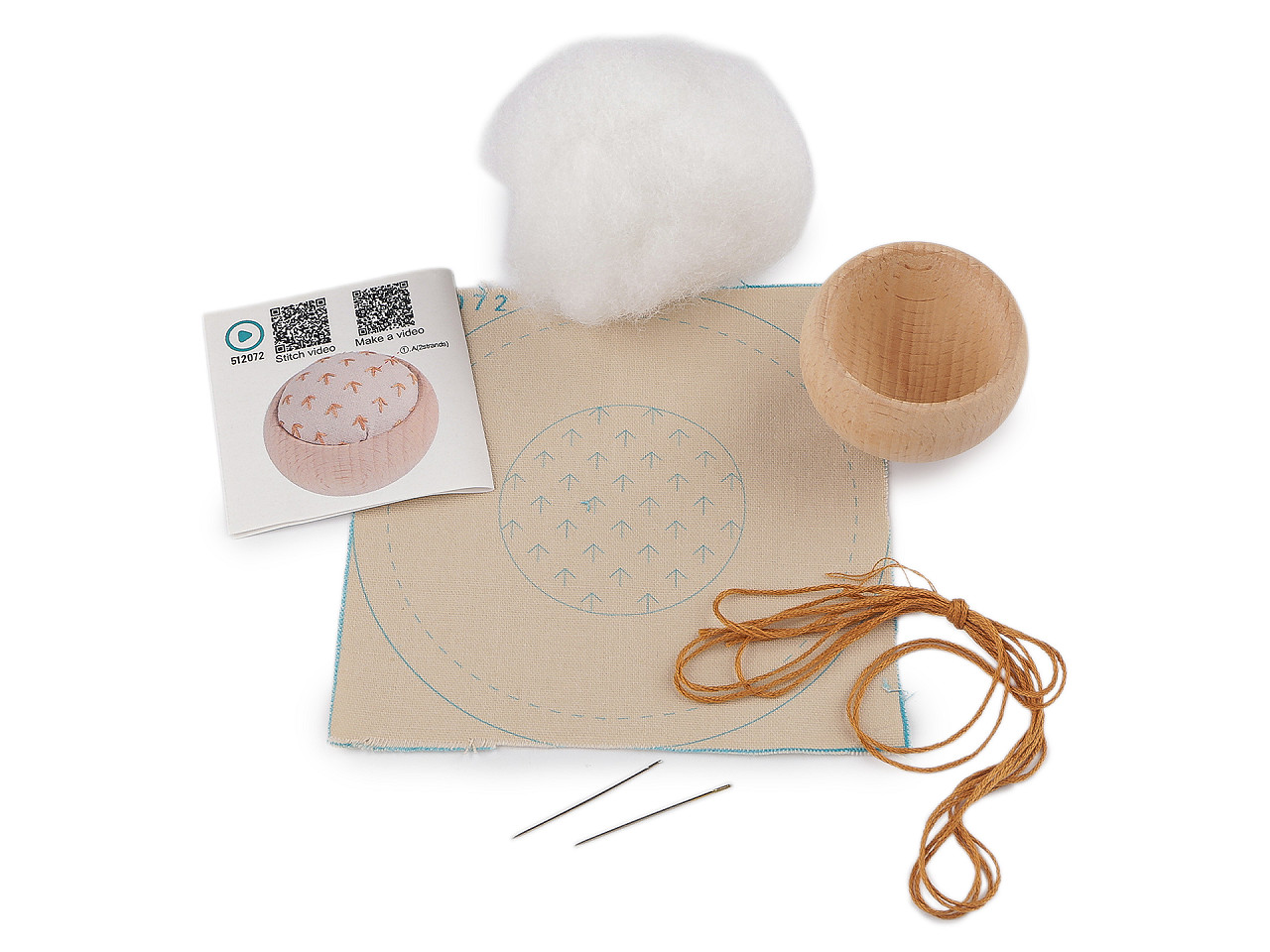 Kreatívna súprava na výrobu ihelníčka s dreveným podstavcom