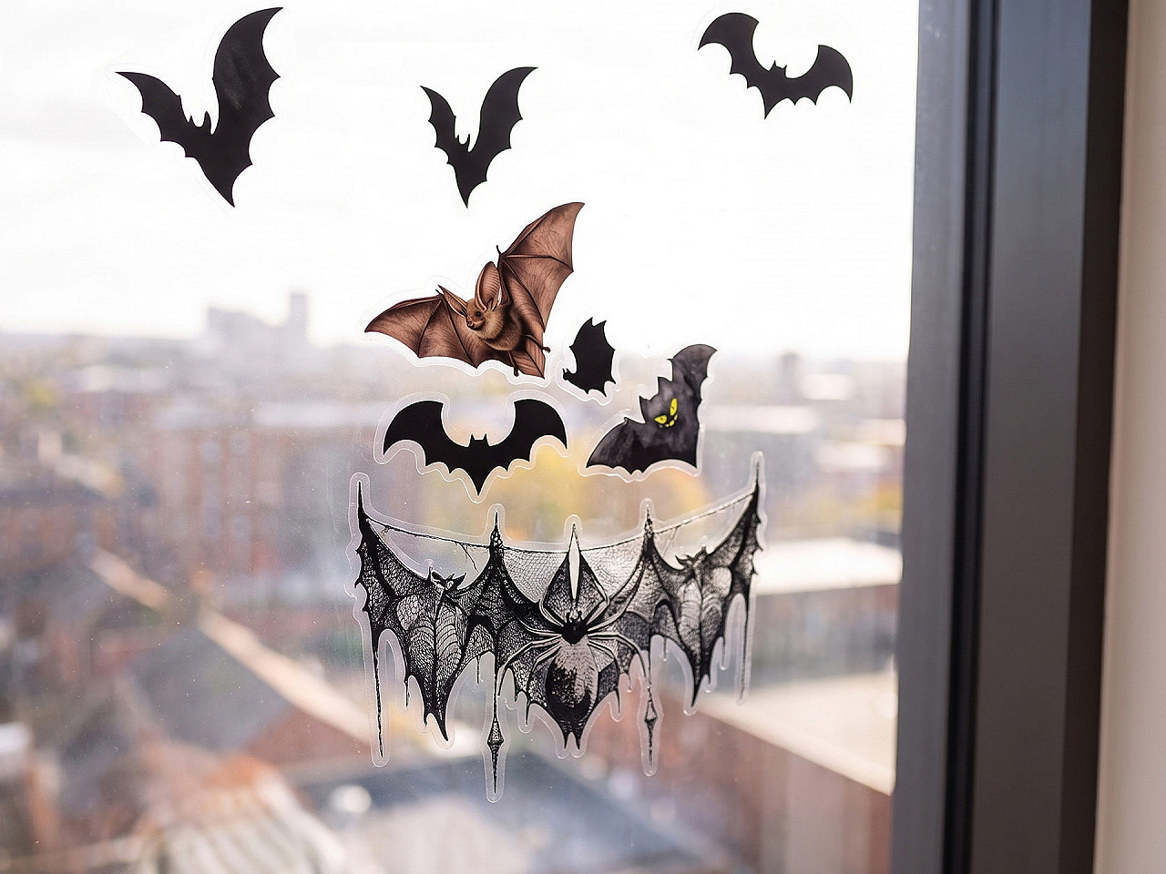 Samolepicí fólie Halloween, střední, 5 černá netopýr