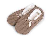 Pantoufles chaudes d’hiver pour femme avec antidérapant
