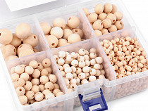 Ensemble de perles en bois dans une boîte