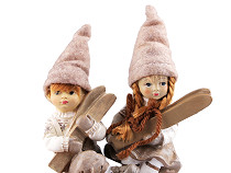 Decoration - boy and girl with ski