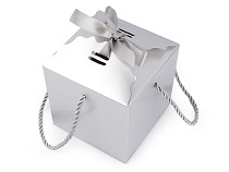 Caja de regalo con cinta y cordón