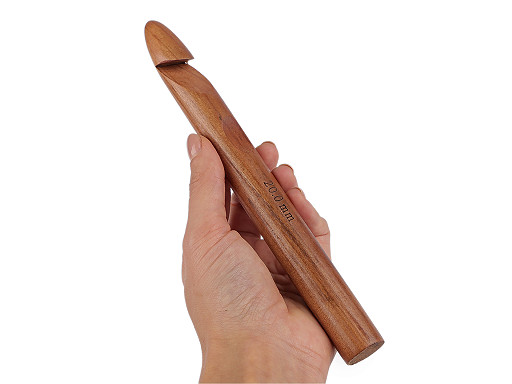 Drvena kukica od bambusa veličine 20