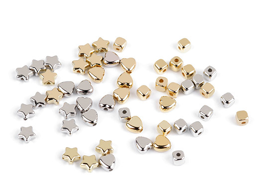 Plastové korálky mini hvězdičky, srdíčka, kostky metalické
