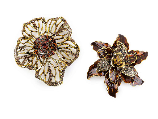 Brošňa s brúsenými kamienkami kvet