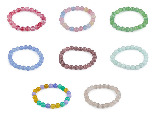 Bracelet made of mineral, synthetic and glass beads