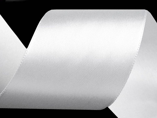 Atlasová stuha svazky po 5 m šíře 40 mm