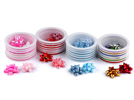 Set of foil ribbons with rosettes