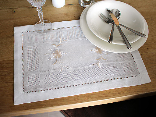 Textil-Tischset bestickt, 30 x 45 cm