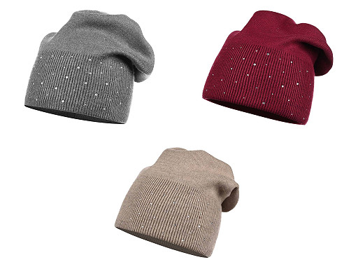 Czapka damska / dziewczęca zimowa z kamyczkami 