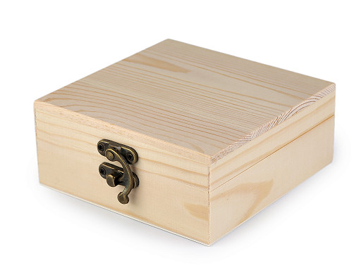 Dřevěná krabička k dozdobení