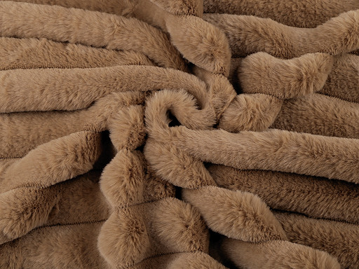 Fourrure à rayures / imitation chinchilla Fourrure à rayures / imitation chinchilla