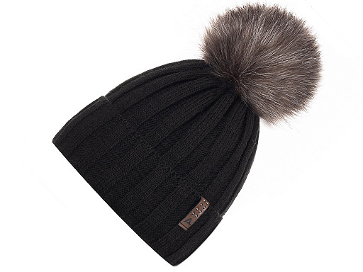 Czapka dziewczęca zimowa z pomponem 