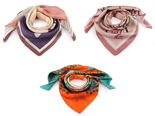 Sciarpa in raso, dimensioni: 70 x 70 cm