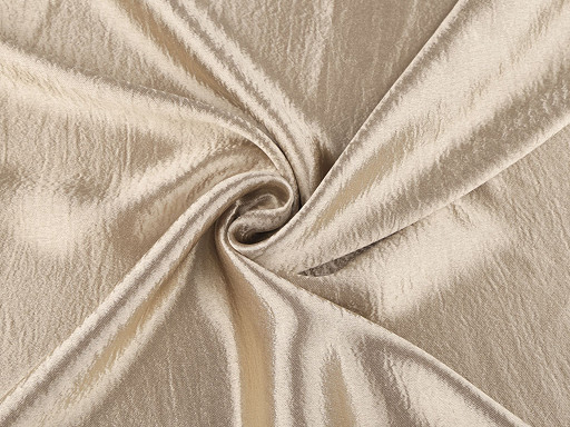 Satin avec effet froissé