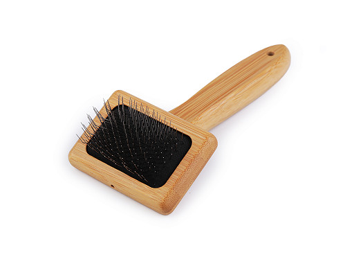 Combing brush / macrame comb 4x7 cm