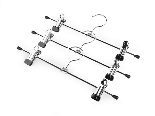 Metal hanger for goods with clips