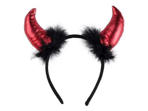 Čertovské rohy s peřím